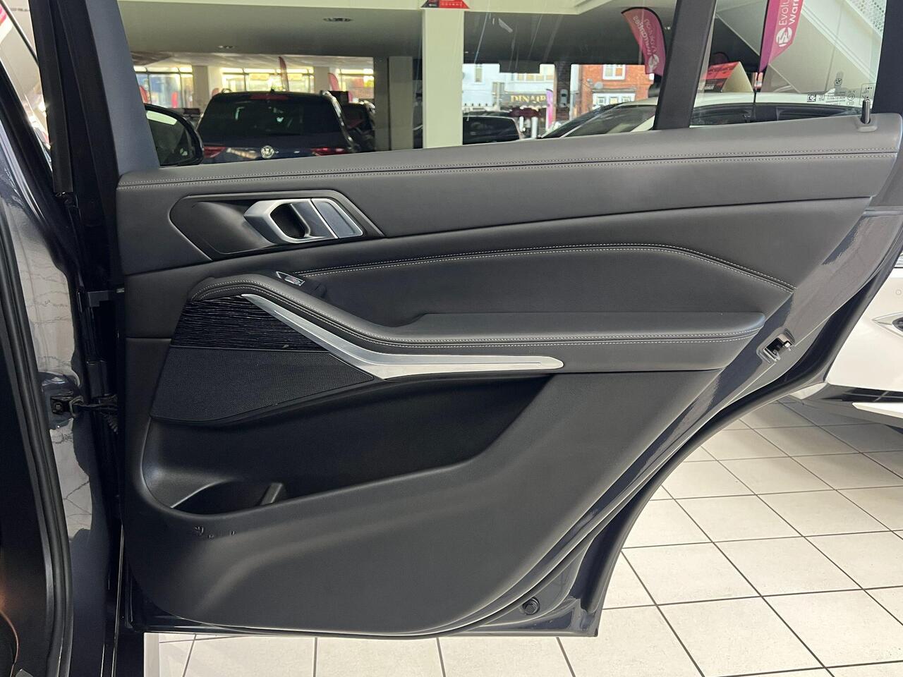 Used BMW X7 2021 for sale - 77743862: Photo 45