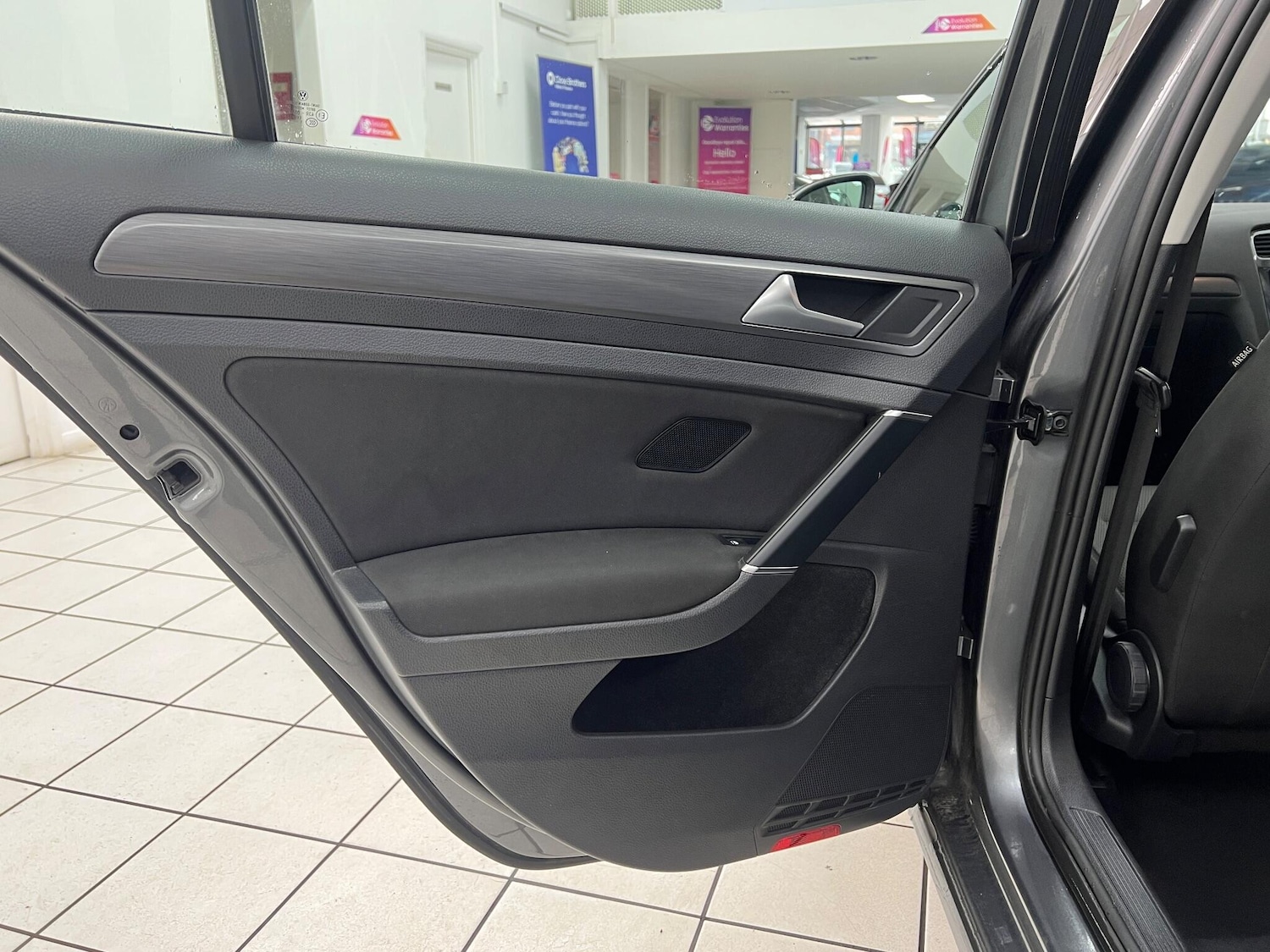 Used Volkswagen Golf 2017 for sale - 76898968: Photo 20