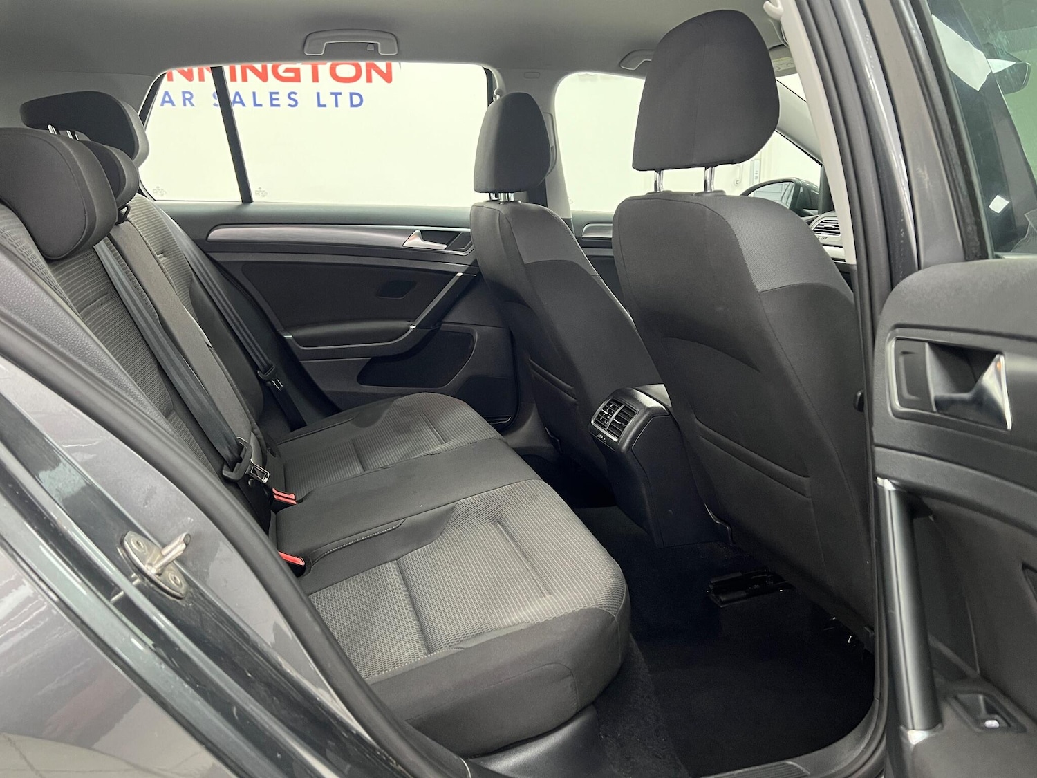 Used Volkswagen Golf 2017 for sale - 76898968: Photo 23