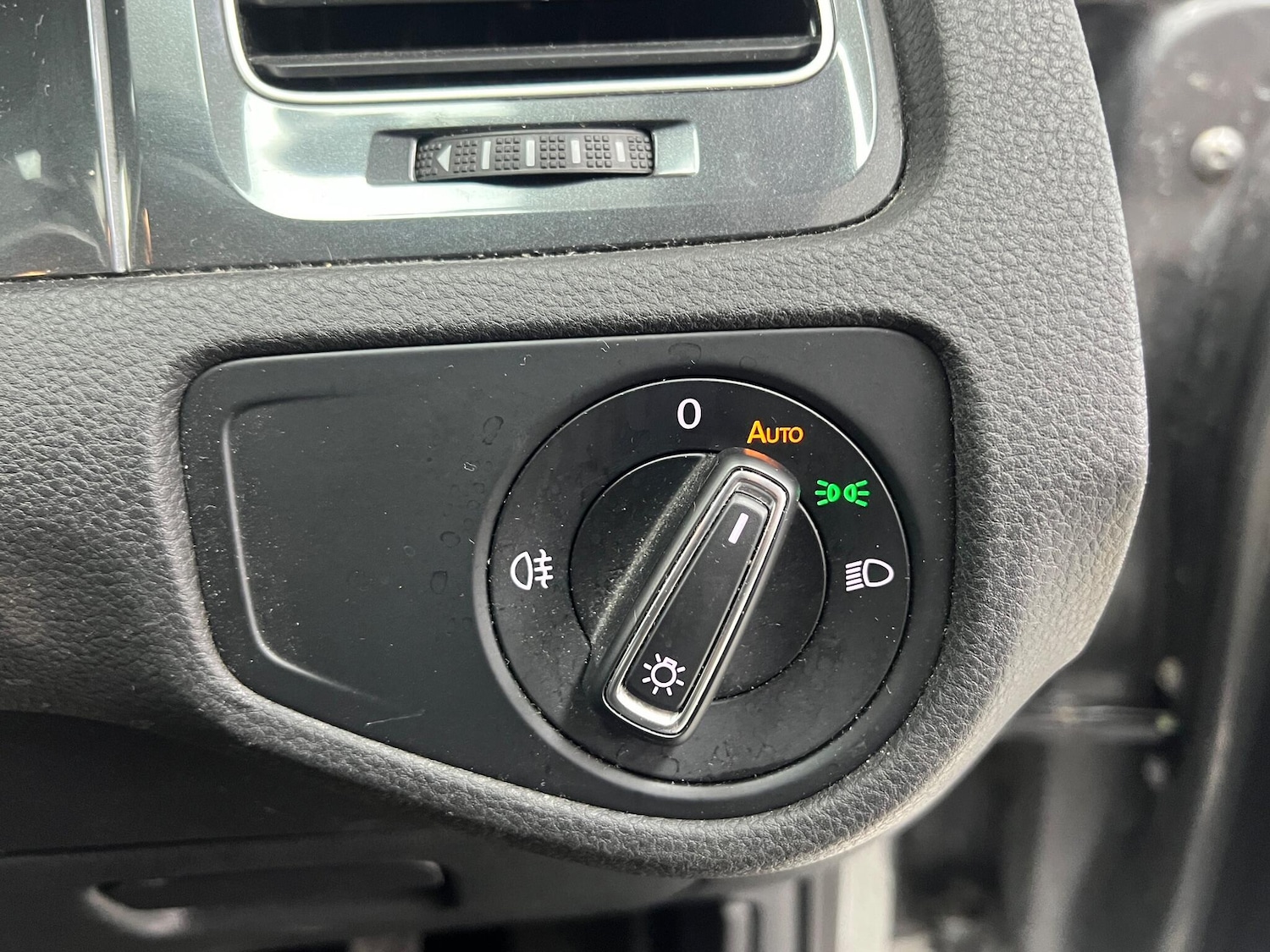 Used Volkswagen Golf 2017 for sale - 76898968: Photo 37