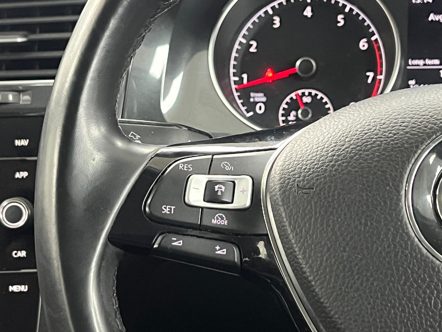 Used Volkswagen Golf 2017 for sale - 76898968: Photo 38