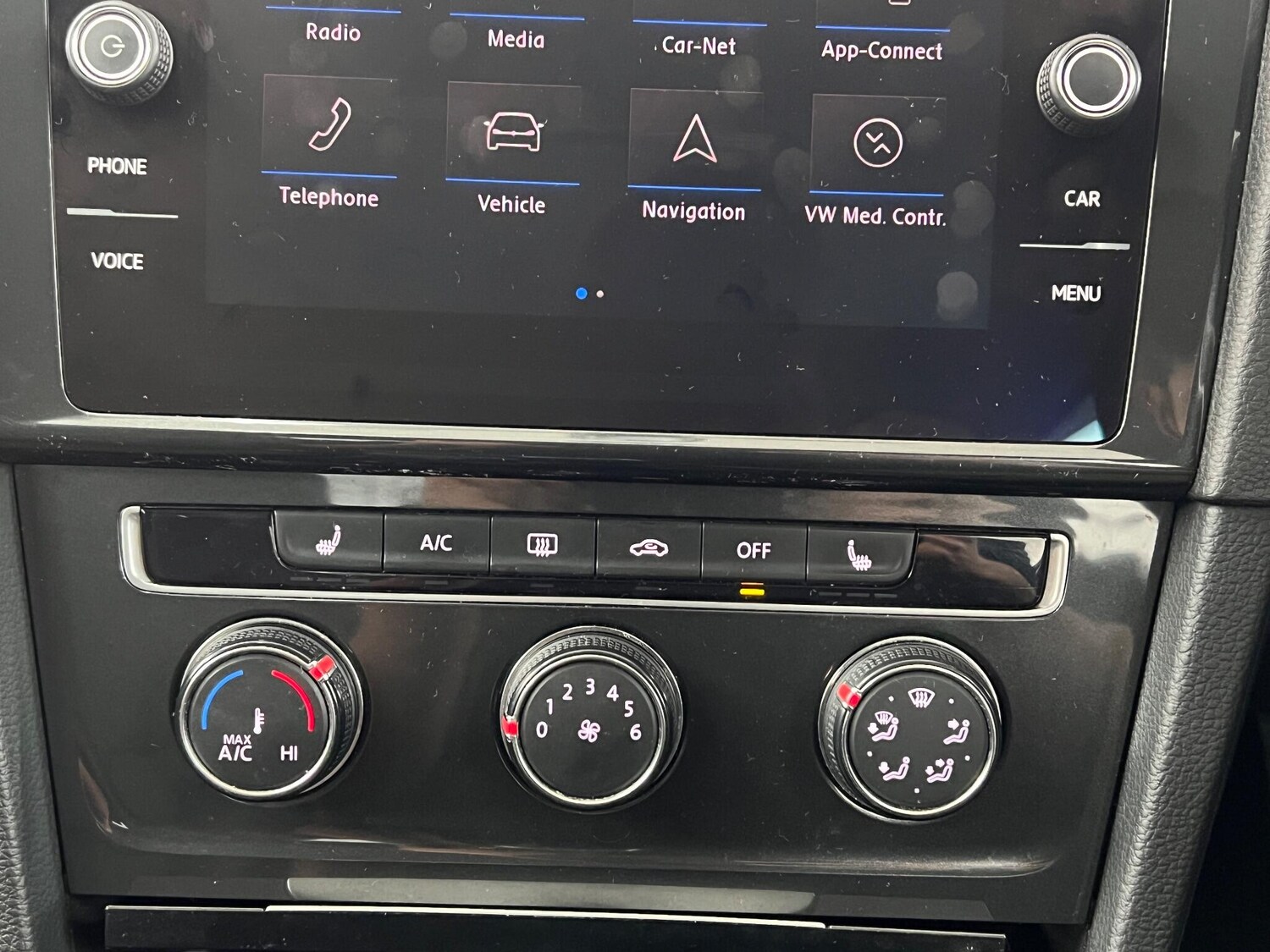 Used Volkswagen Golf 2017 for sale - 76898968: Photo 41