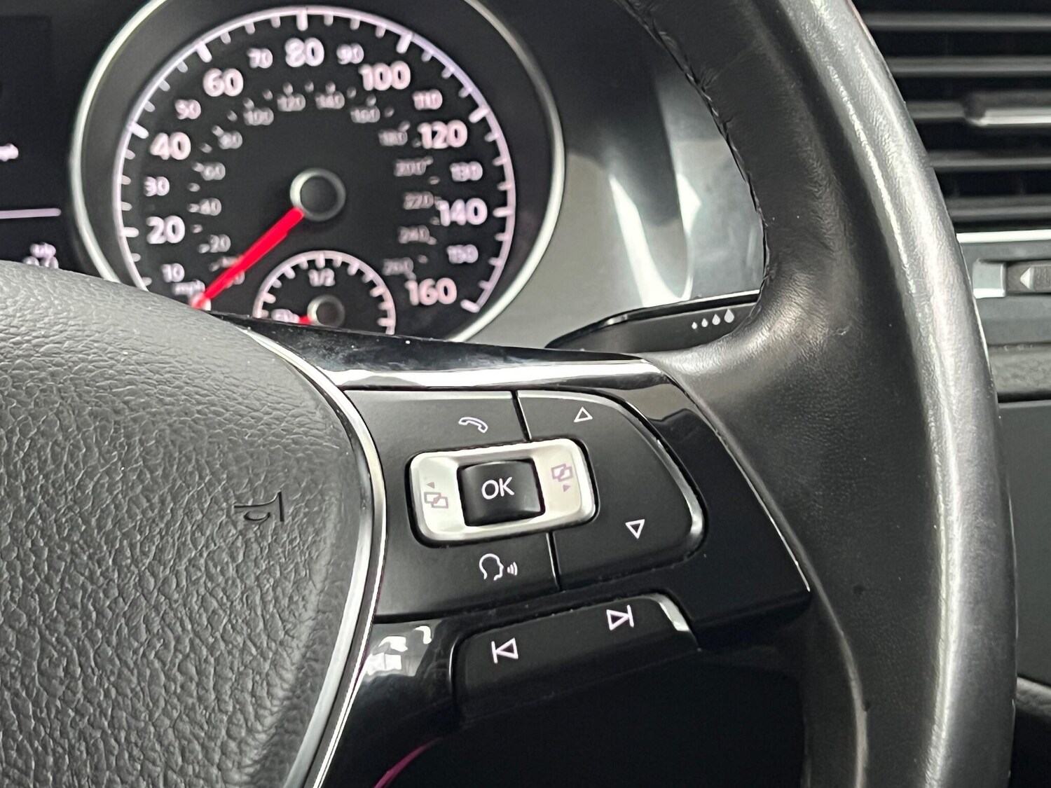 Used Volkswagen Golf 2017 for sale - 76898968: Photo 43