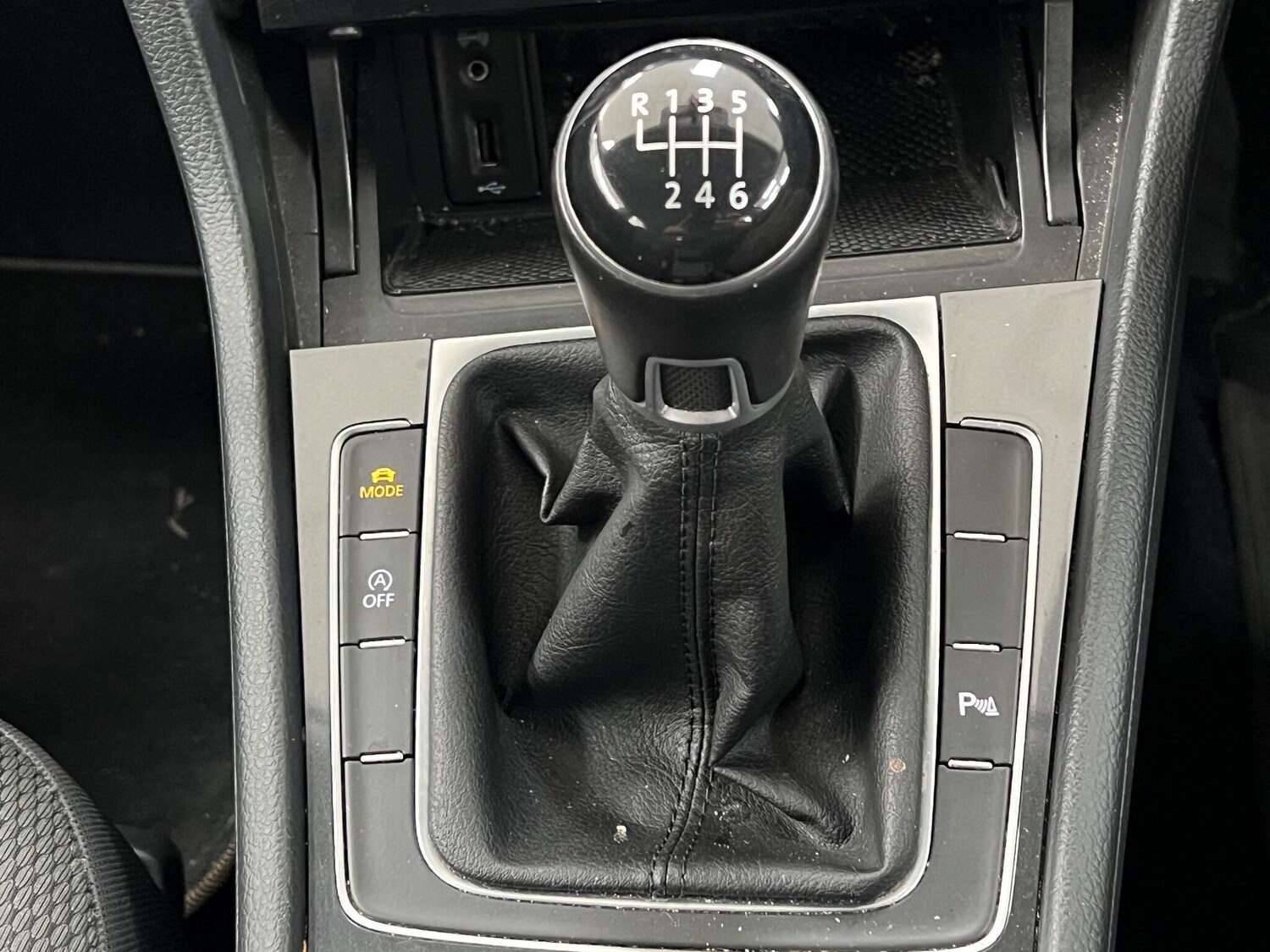 Used Volkswagen Golf 2017 for sale - 76898968: Photo 44