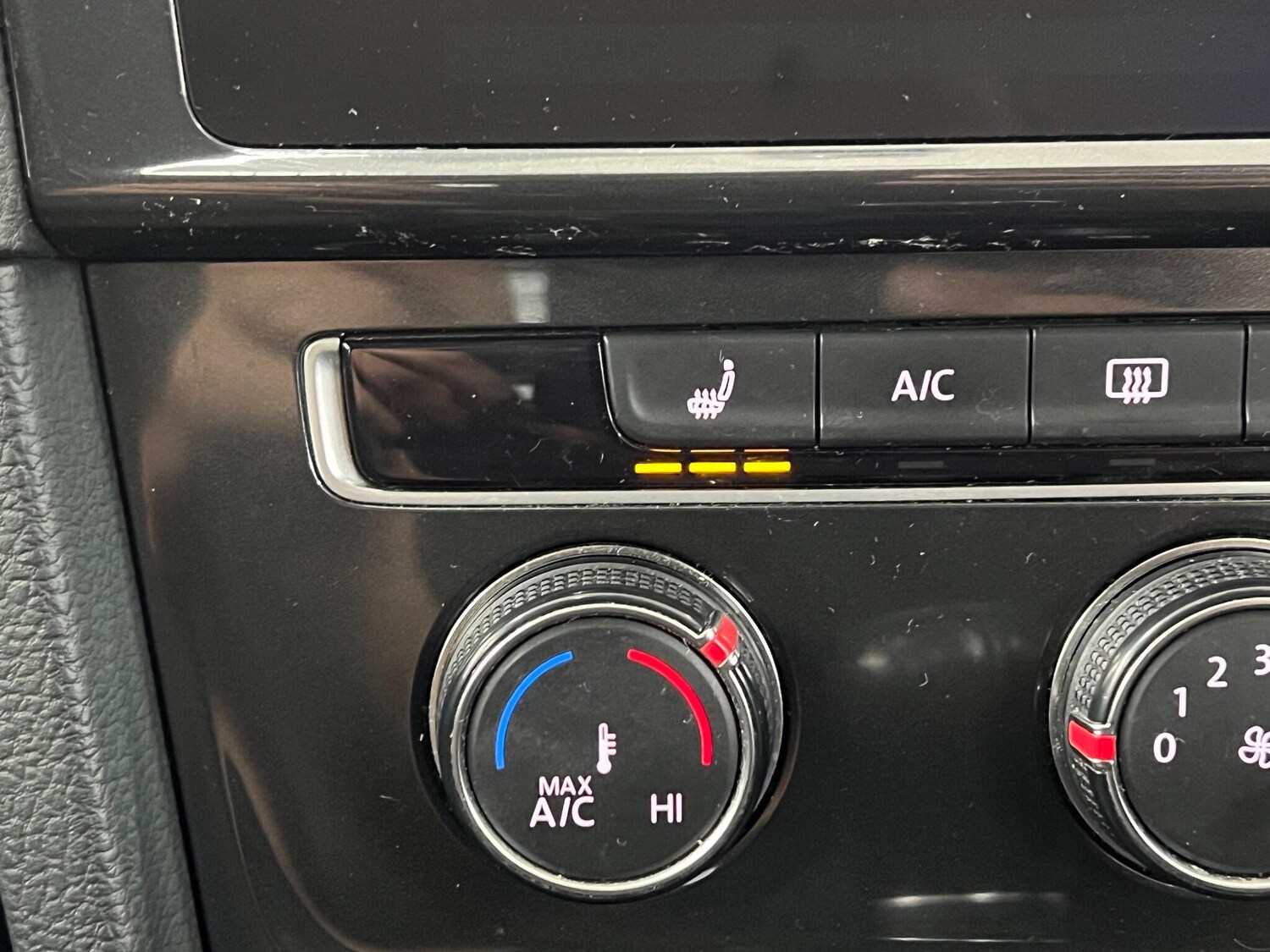 Used Volkswagen Golf 2017 for sale - 76898968: Photo 45