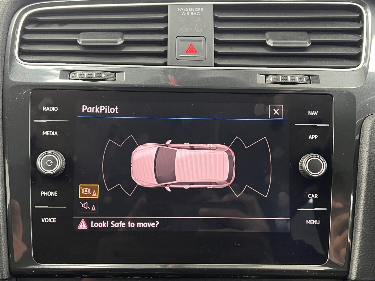 Used Volkswagen Golf 2017 for sale - 76898968: Photo 60