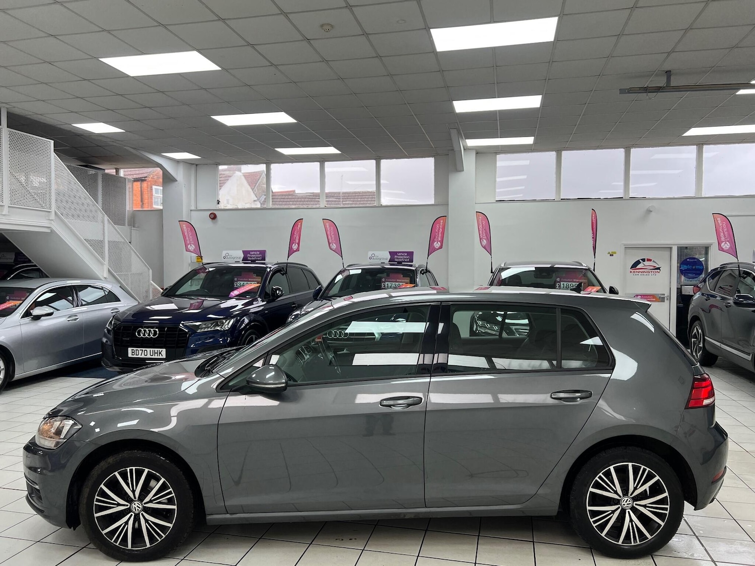 Used Volkswagen Golf 2017 for sale - 76898968: Photo 8