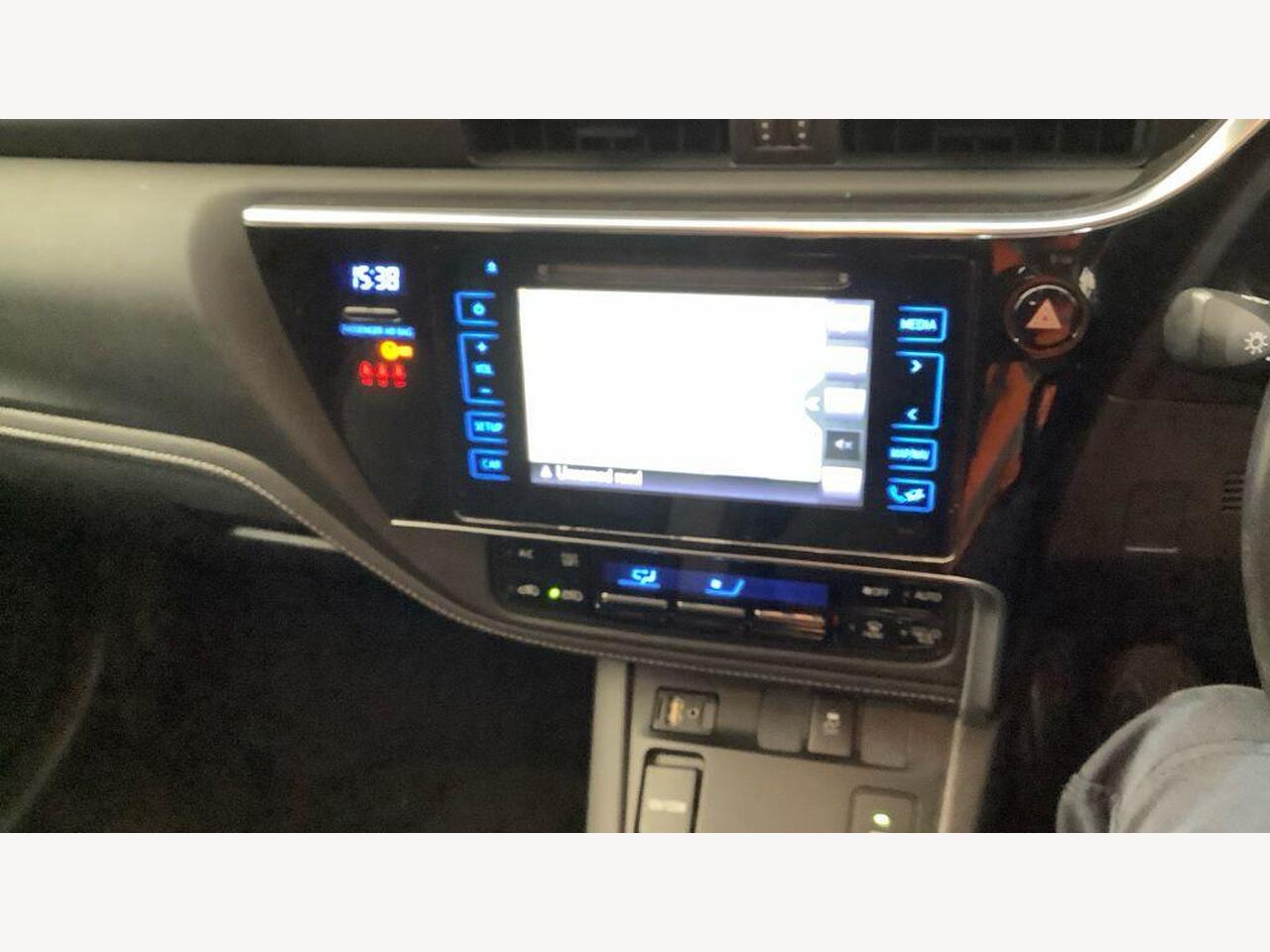 Used Toyota Auris 2015 for sale - 77743855: Photo 13