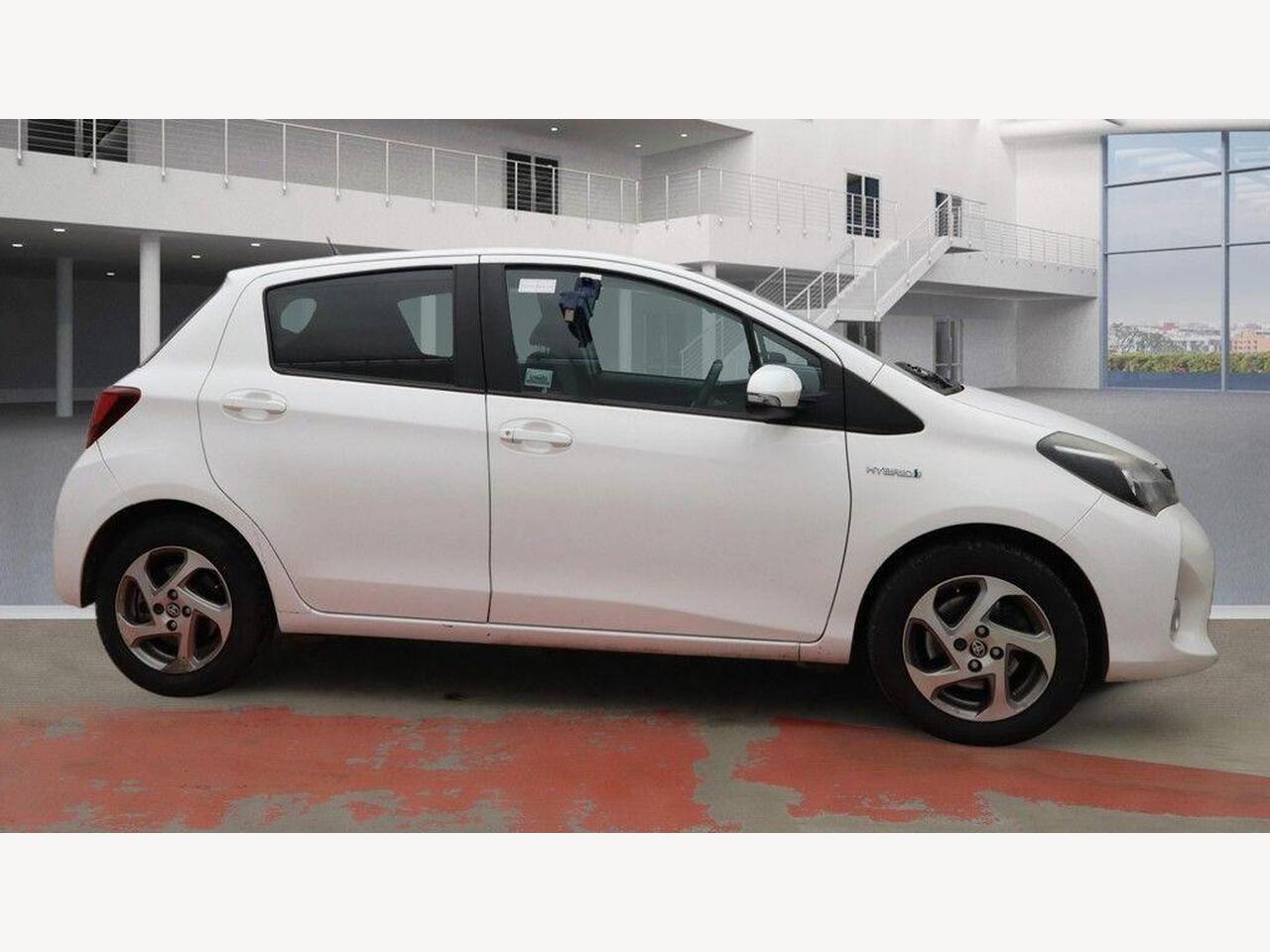 Used Toyota Yaris 2016 for sale - 77743852: Photo 9