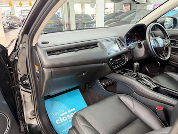 Used Honda HR-V 2018 for sale - 79050465: Photo