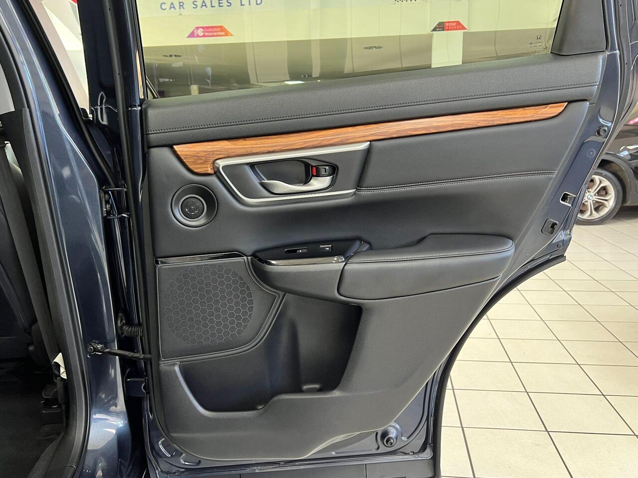 Used Honda CR-V 2018 for sale - 77743859: Photo 35