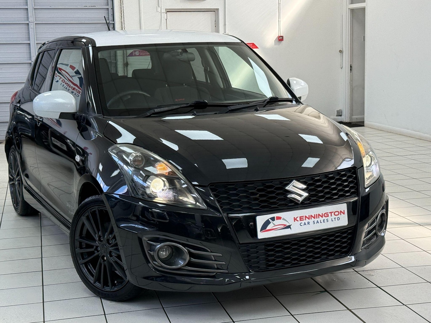 Used Suzuki Swift 2014 for sale - 76898318: Photo 1