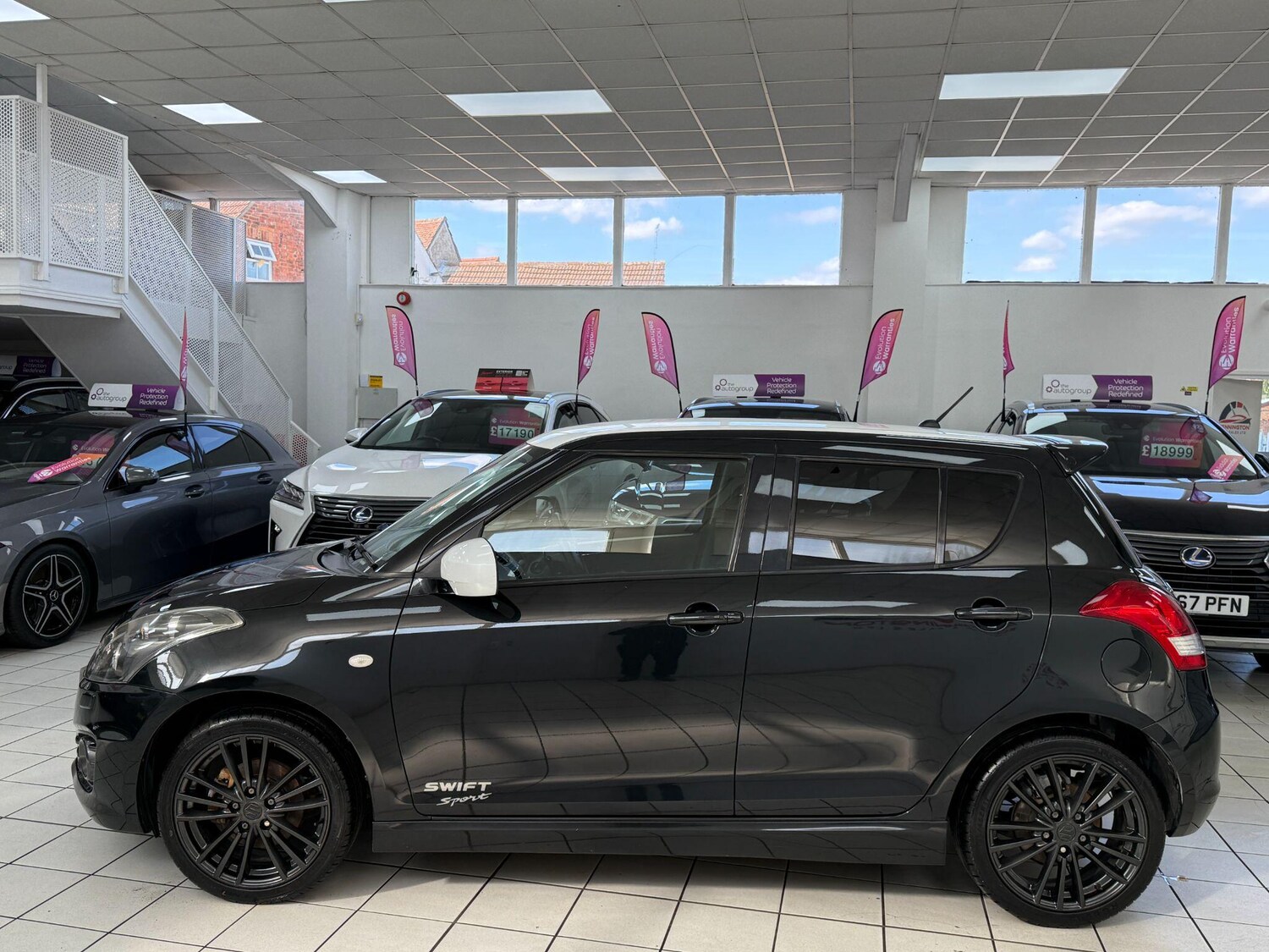 Used Suzuki Swift 2014 for sale - 76898318: Photo 12