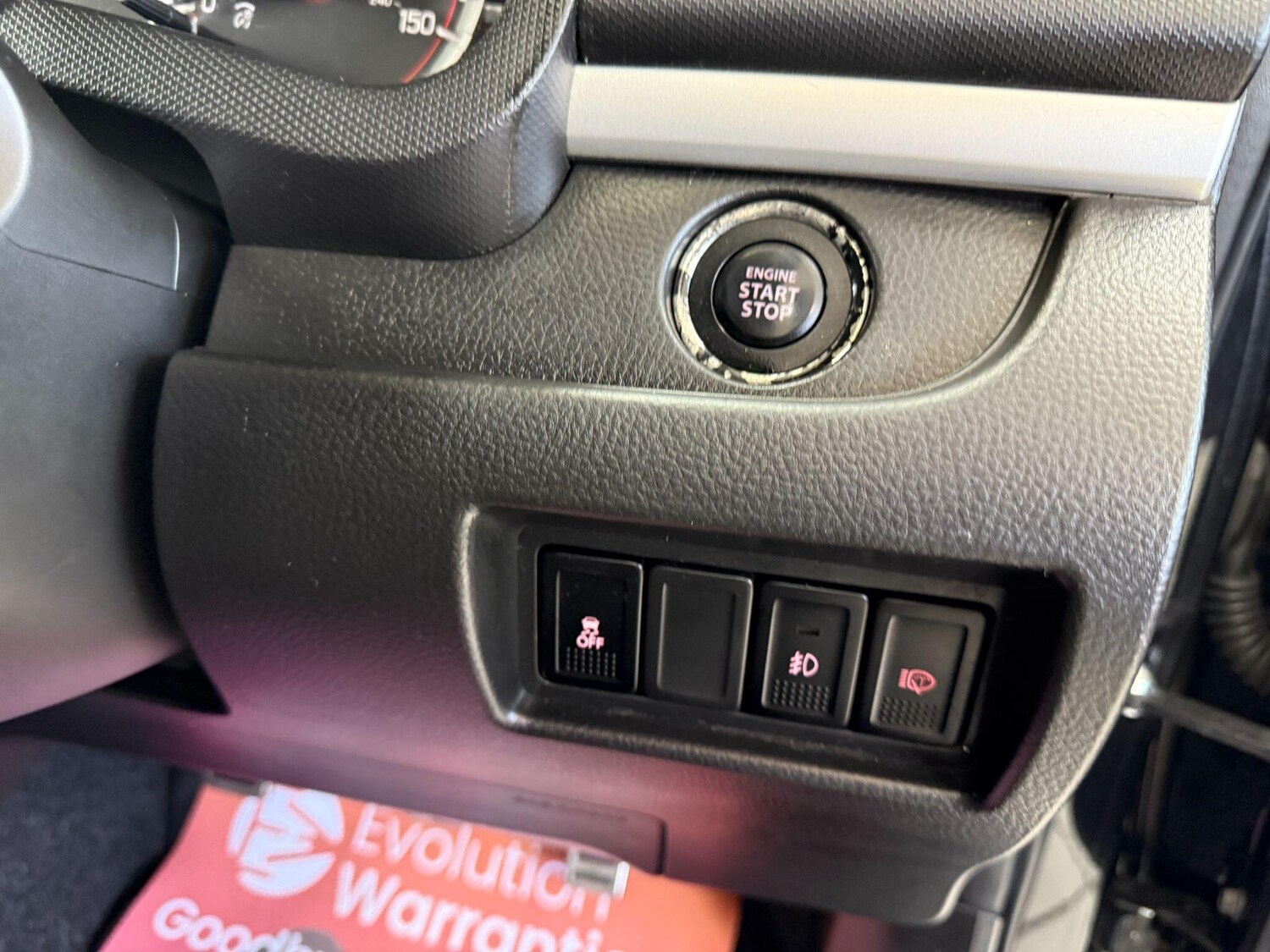 Used Suzuki Swift 2014 for sale - 76898318: Photo 27