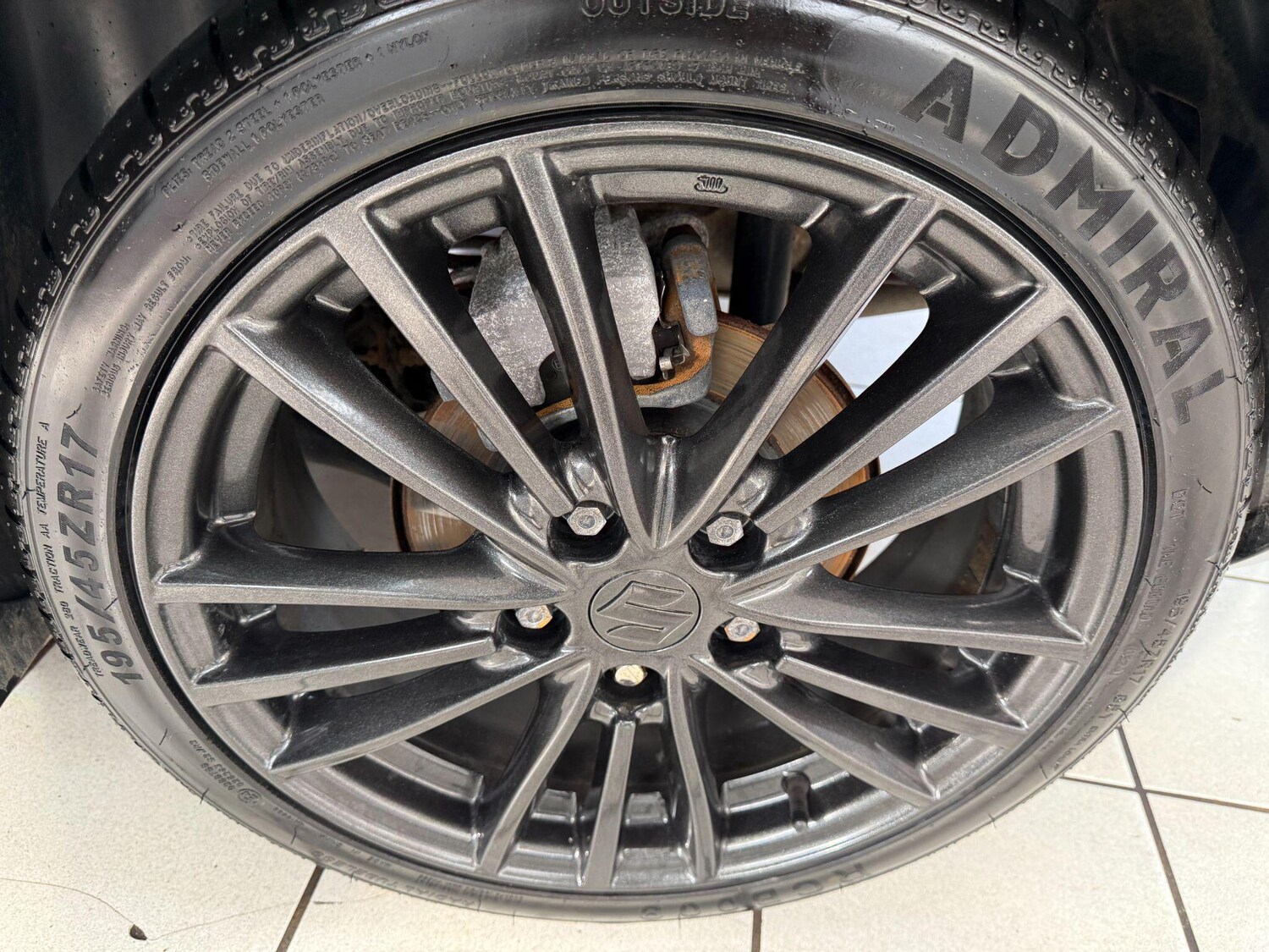 Used Suzuki Swift 2014 for sale - 76898318: Photo 40