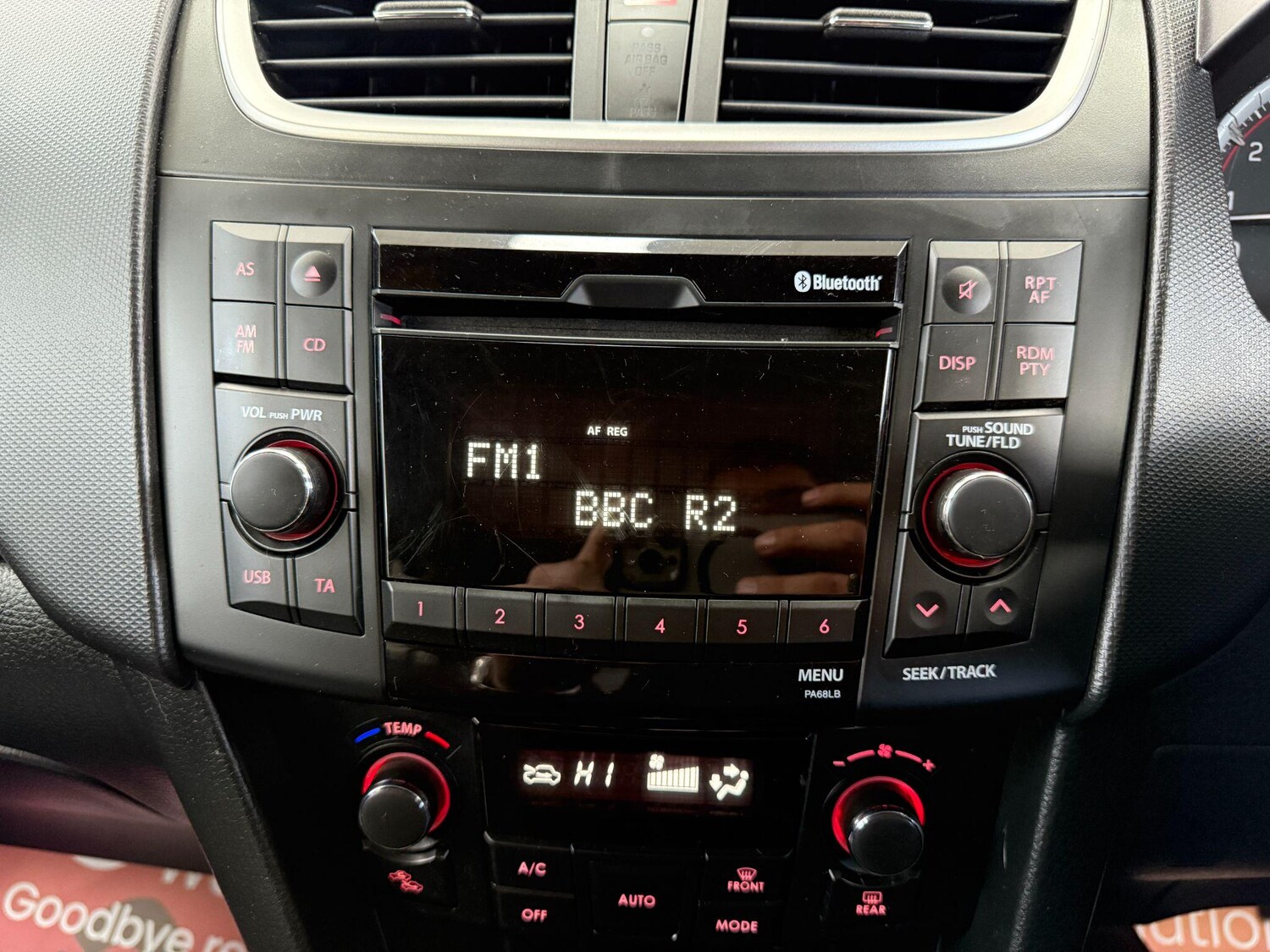 Used Suzuki Swift 2014 for sale - 76898318: Photo 45