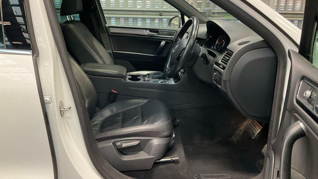 Used Volkswagen Touareg 2016 for sale - 77267506: Photo 19