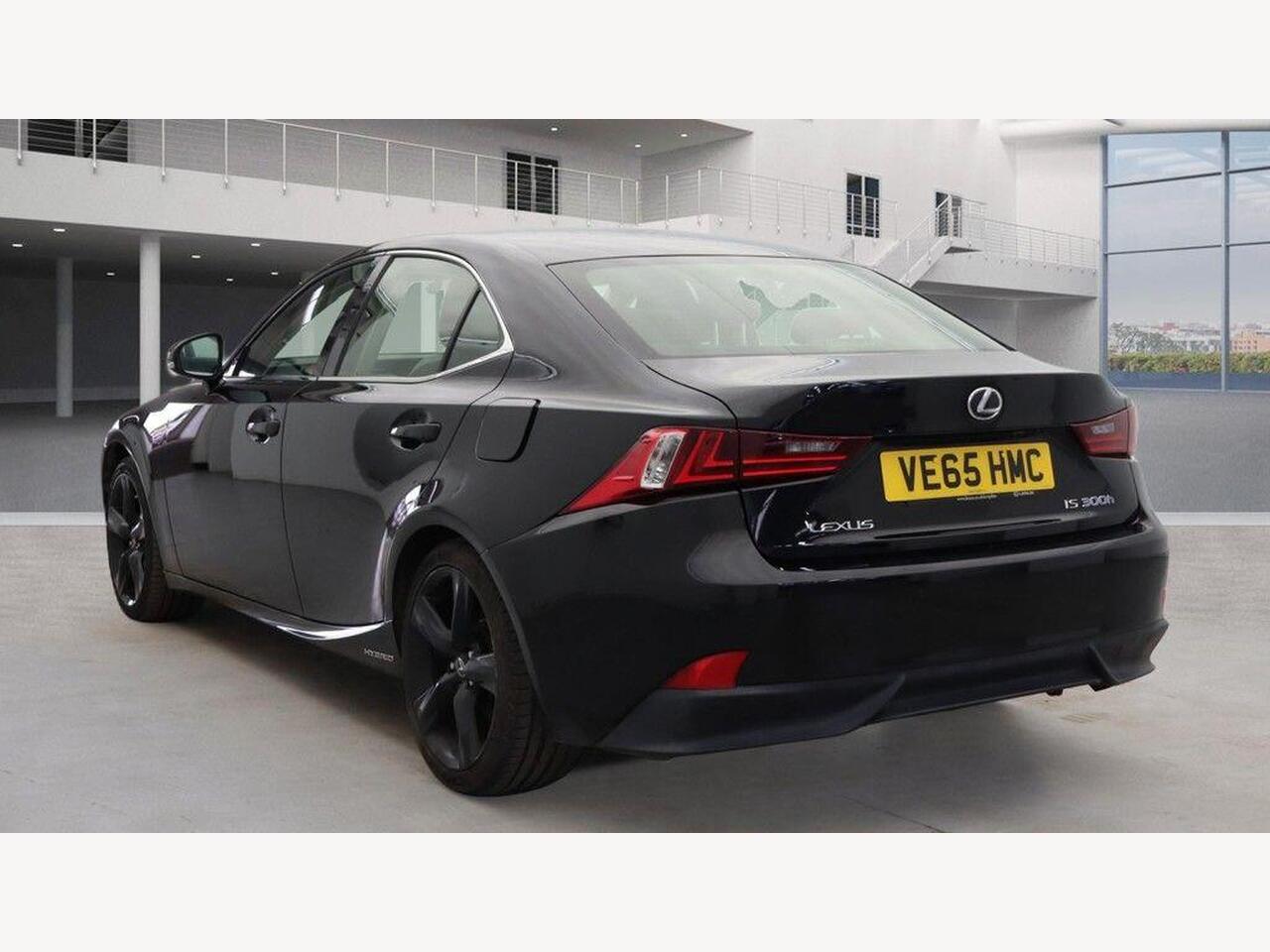 Used Lexus IS 2015 for sale - 77795433: Photo 5