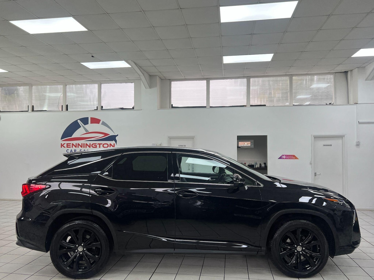 Used Lexus RX 2017 for sale - 76898409: Photo 17