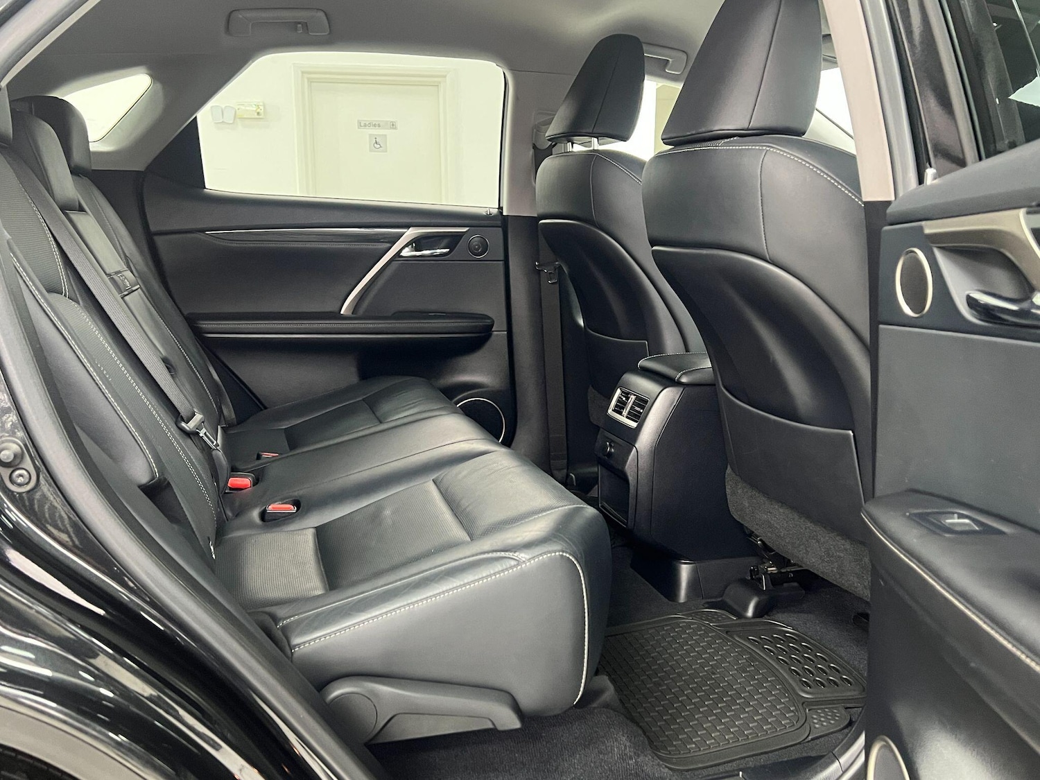 Used Lexus RX 2017 for sale - 76898409: Photo 23