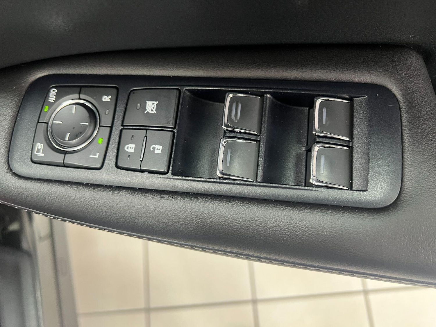 Used Lexus RX 2017 for sale - 76898409: Photo 27