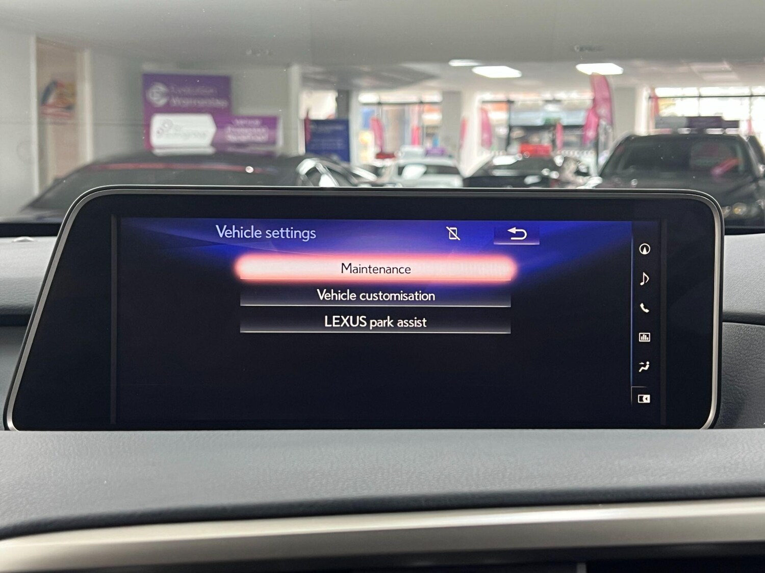 Used Lexus RX 2017 for sale - 76898409: Photo 65