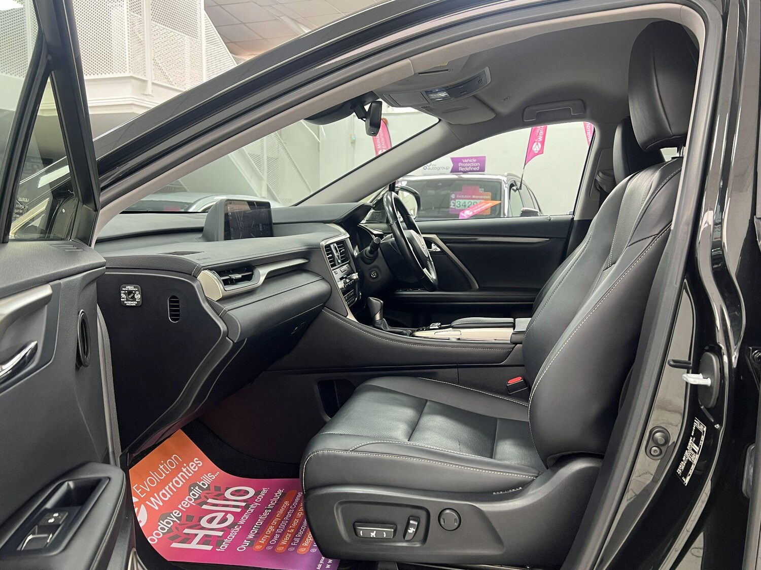 Used Lexus RX 2017 for sale - 76898409: Photo 90