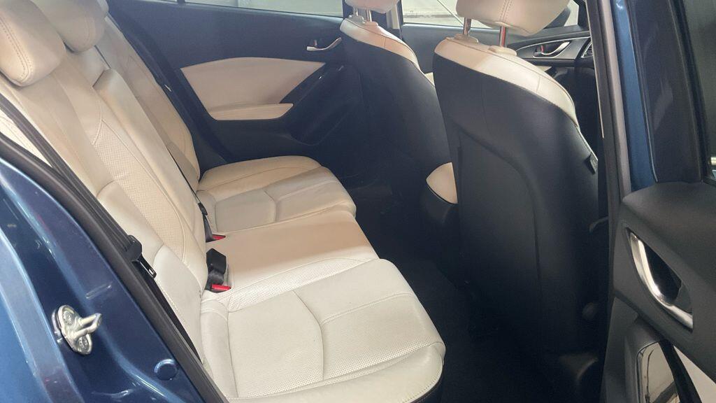 Used Mazda Mazda3 2017 for sale - 76898509: Photo 14