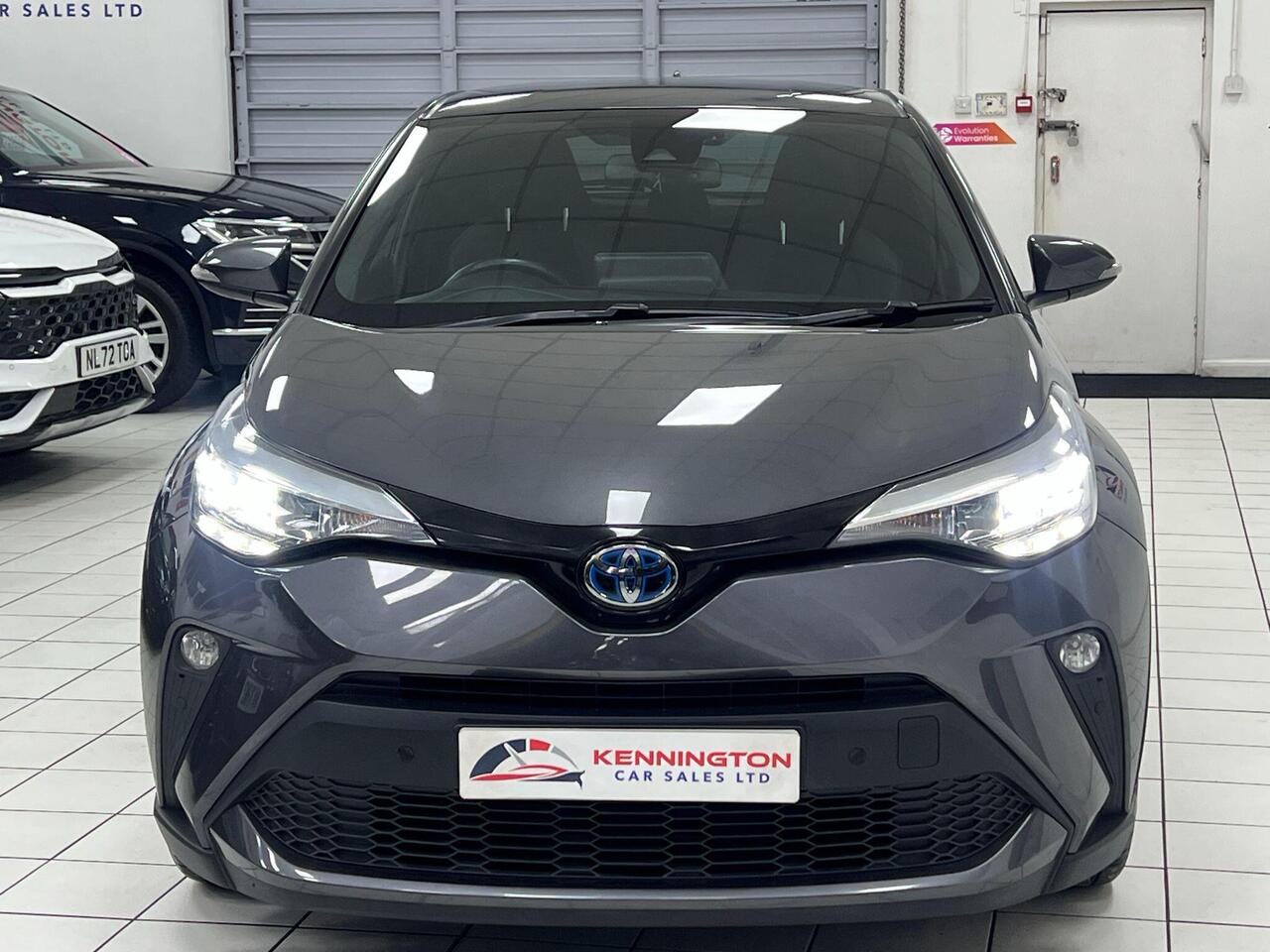 Used Toyota C-HR 2023 for sale - 77743894: Photo 12