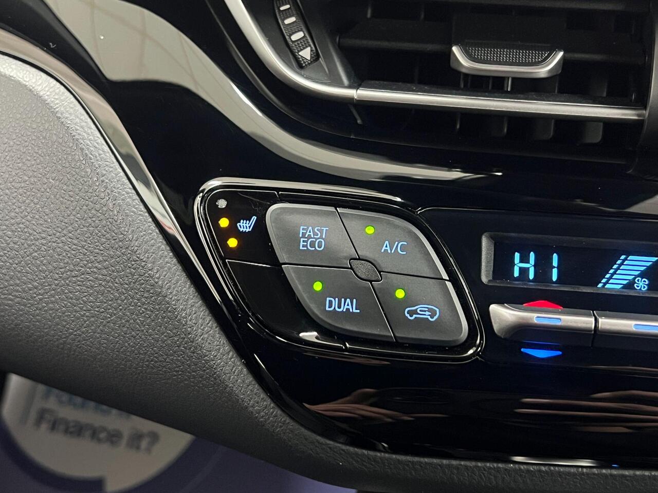 Used Toyota C-HR 2023 for sale - 77743894: Photo 32