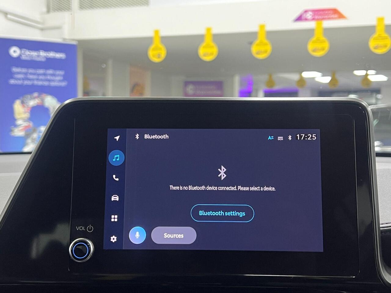 Used Toyota C-HR 2023 for sale - 77743894: Photo 47