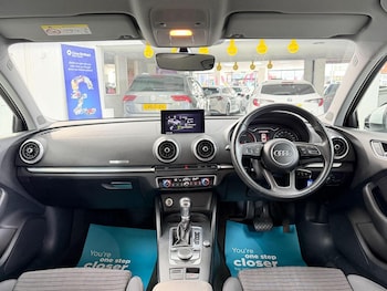 Used Audi A3 2018 for sale - 78102360: Photo