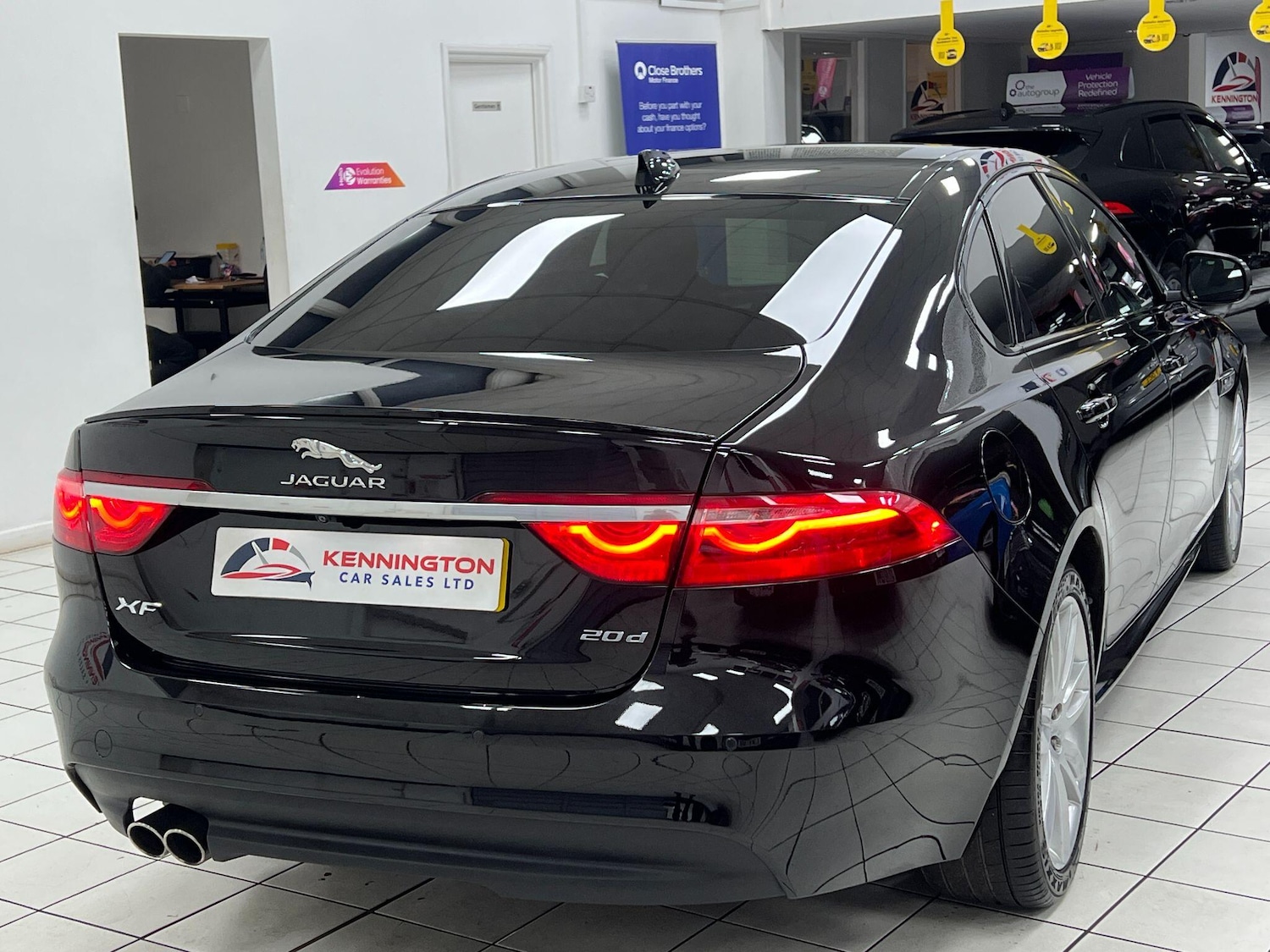 Used Jaguar XF 2017 for sale - 76898963: Photo 17