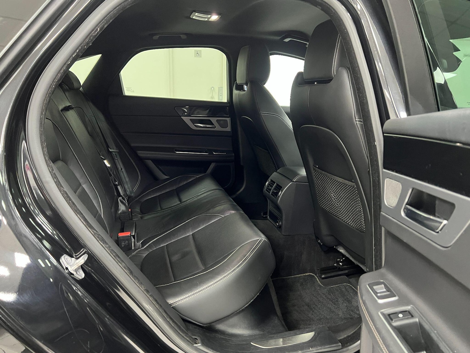 Used Jaguar XF 2017 for sale - 76898963: Photo 20