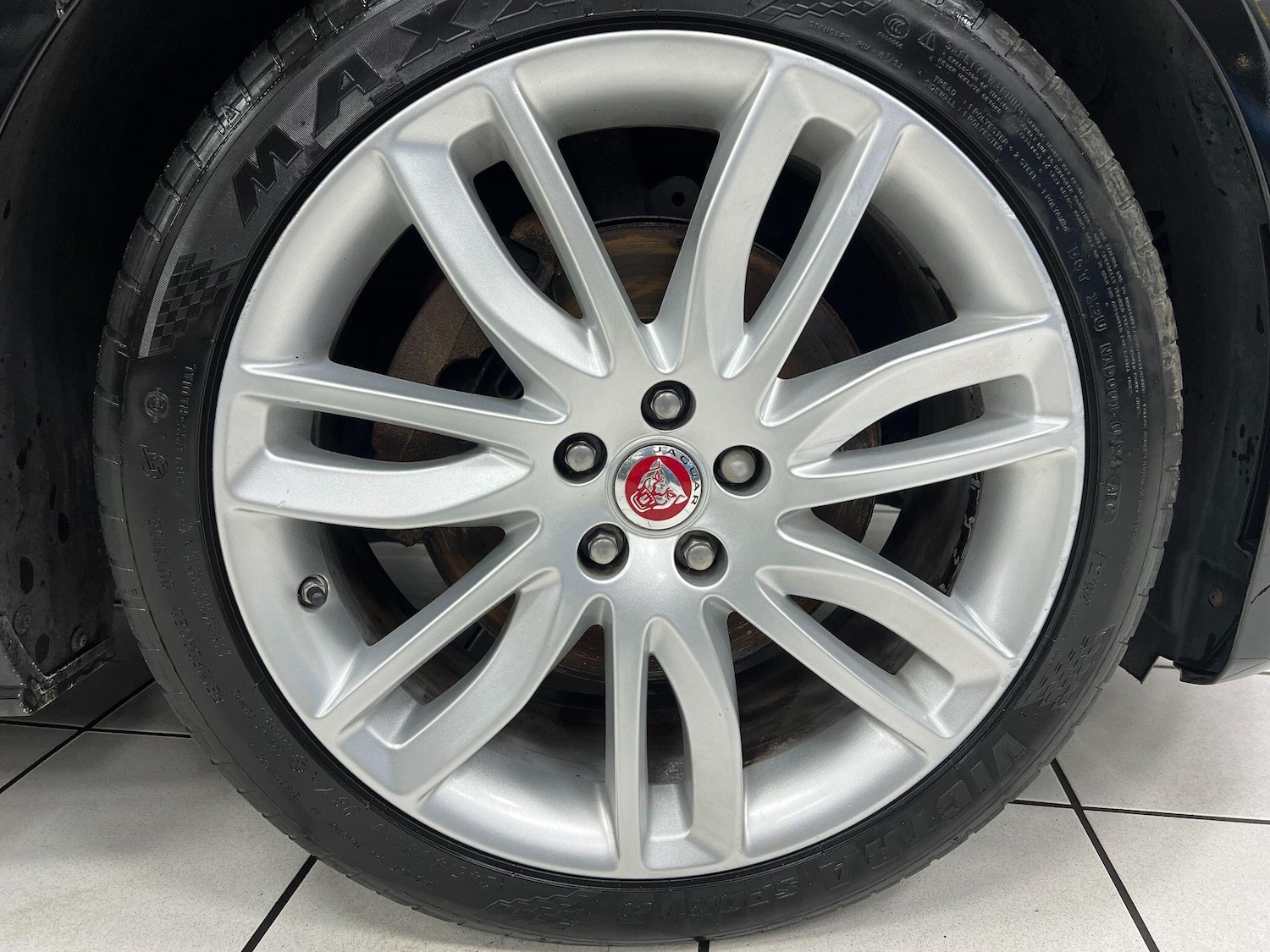 Used Jaguar XF 2017 for sale - 76898963: Photo 40