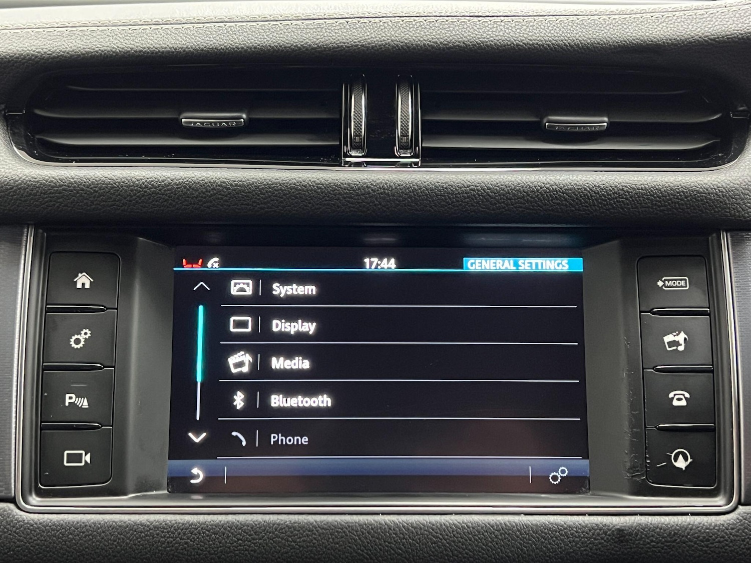 Used Jaguar XF 2017 for sale - 76898963: Photo 53