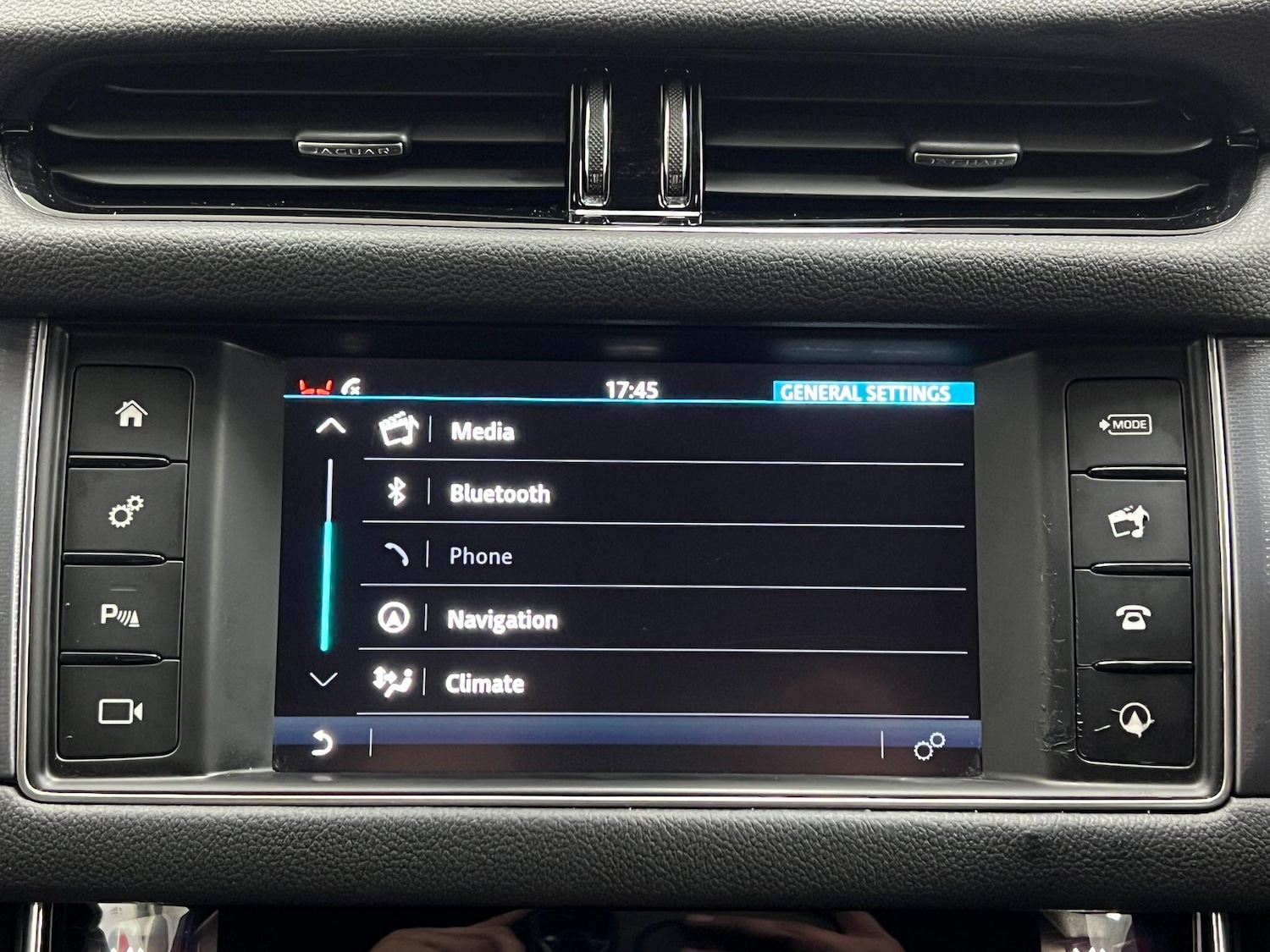 Used Jaguar XF 2017 for sale - 76898963: Photo 54