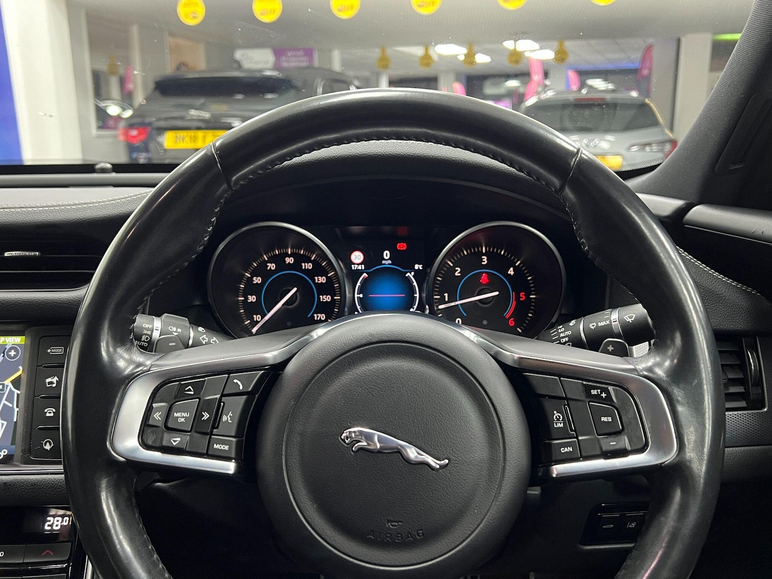 Used Jaguar XF 2017 for sale - 76898963: Photo 81