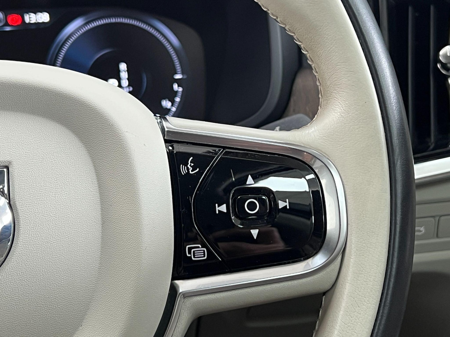 Used Volvo S90 2021 for sale - 77060147: Photo 33