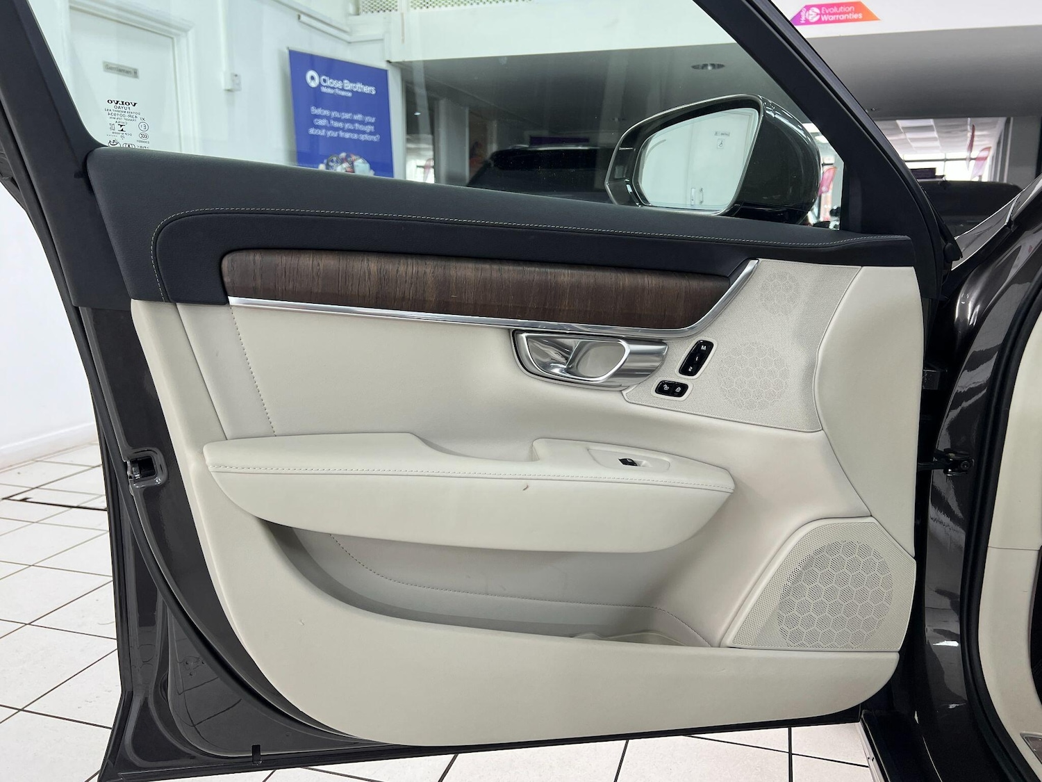 Used Volvo S90 2021 for sale - 77060147: Photo 38