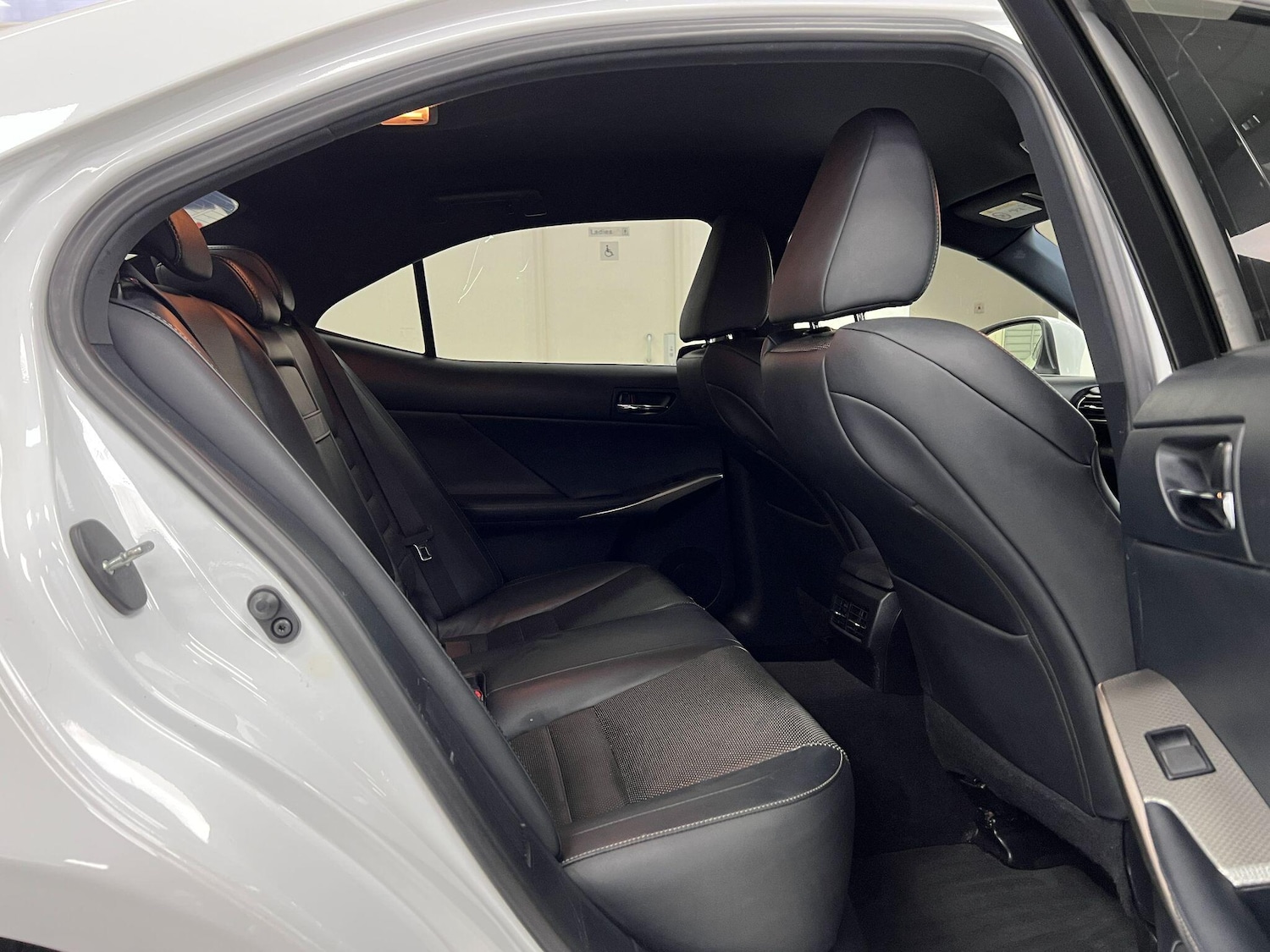 Used Lexus IS 2016 for sale - 77097776: Photo 22