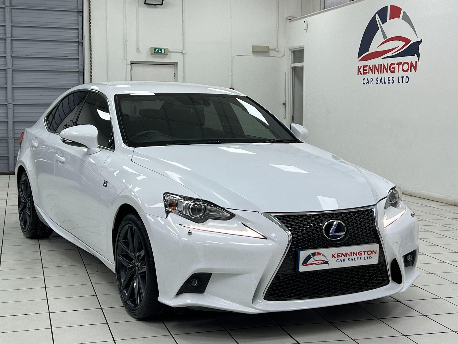 Used Lexus IS 2016 for sale - 77097776: Photo 9