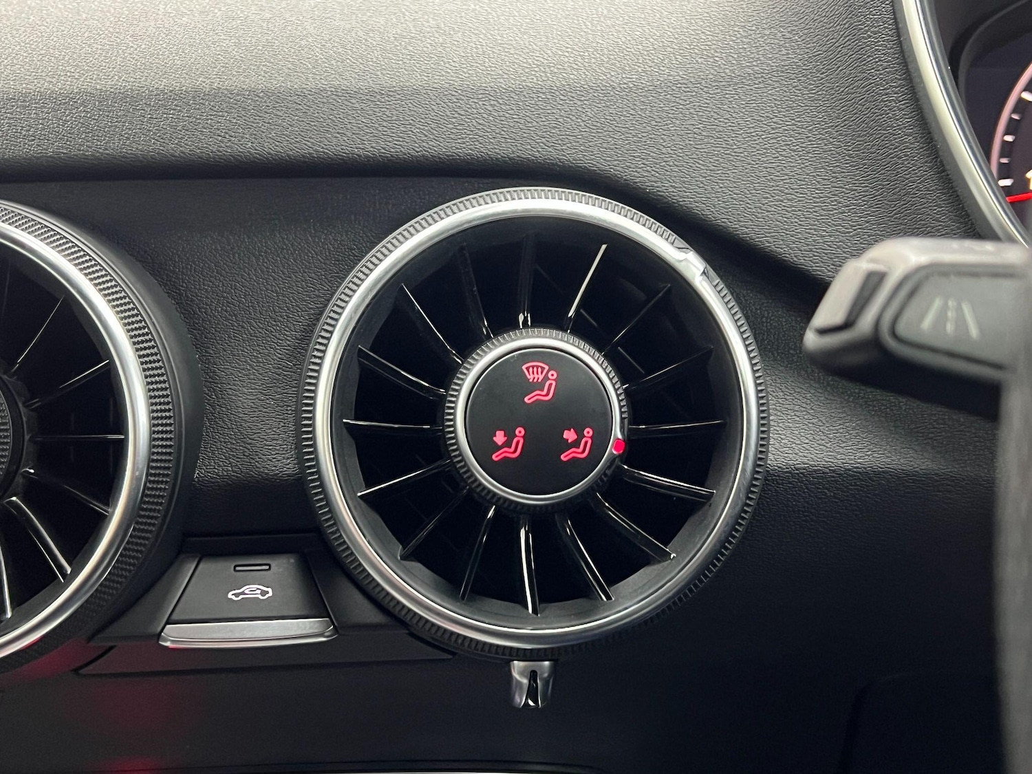 Used Audi TT 2015 for sale - 77559200: Photo 37