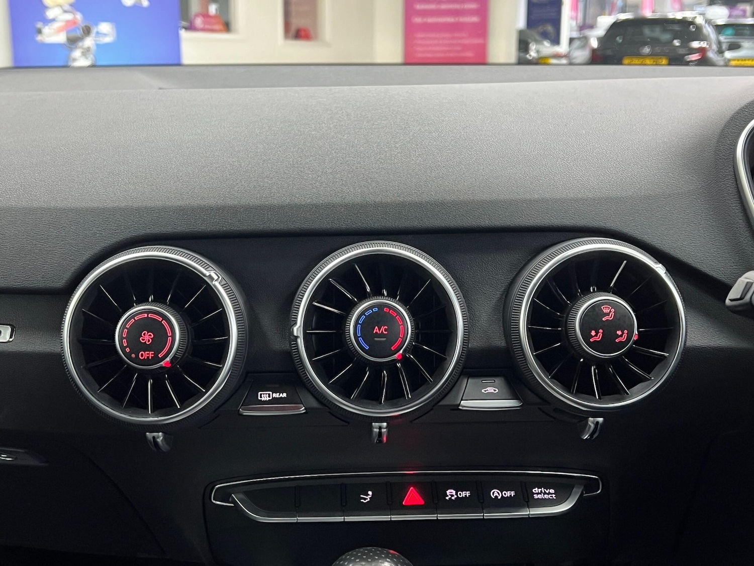 Used Audi TT 2015 for sale - 77559200: Photo 4