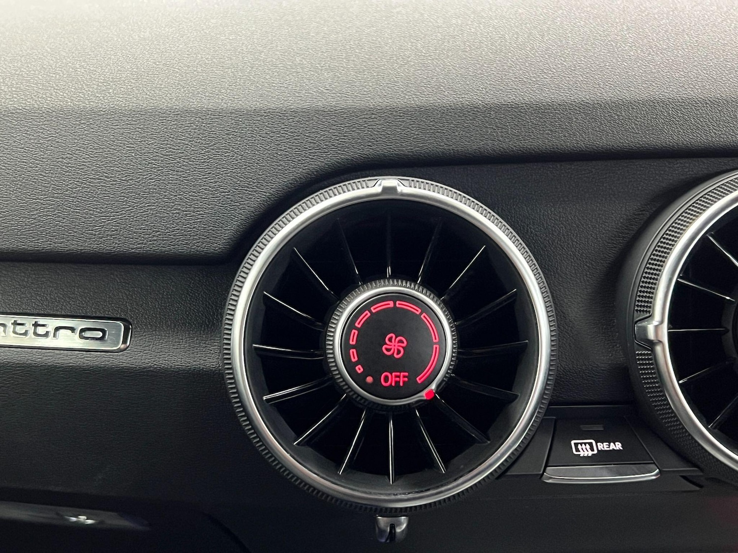 Used Audi TT 2015 for sale - 77559200: Photo 93