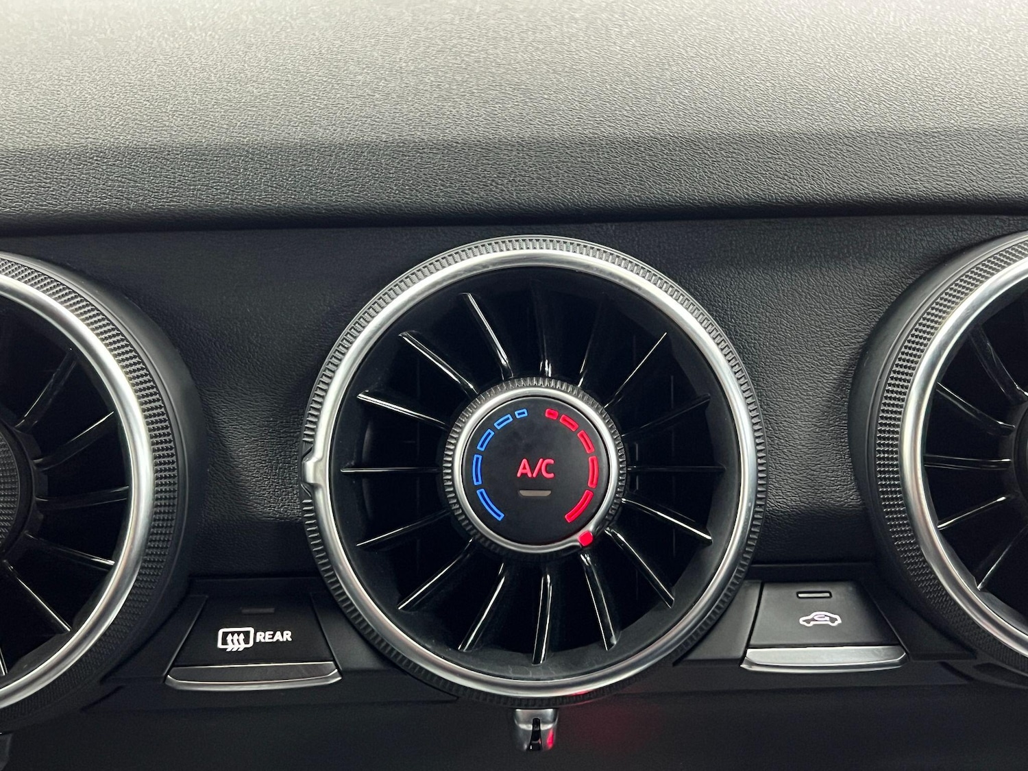 Used Audi TT 2015 for sale - 77559200: Photo 94