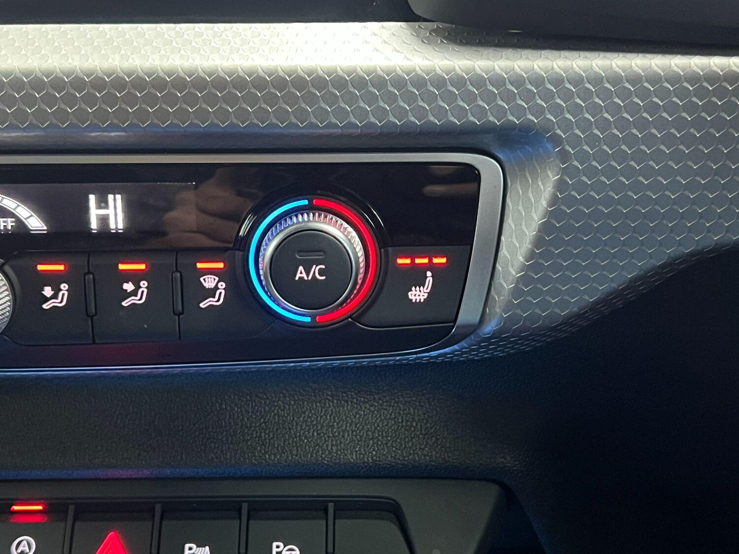 Used Audi A1 2020 for sale - 76913640: Photo 34