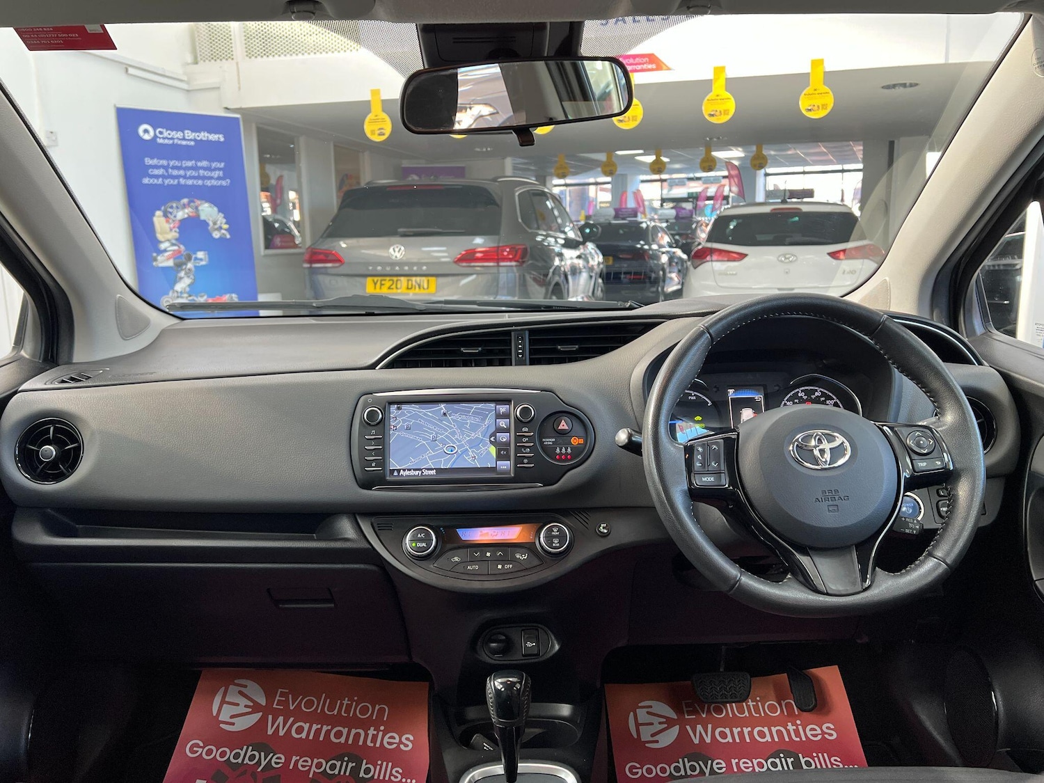 Used Toyota Yaris 2019 for sale - 77091528: Photo 2