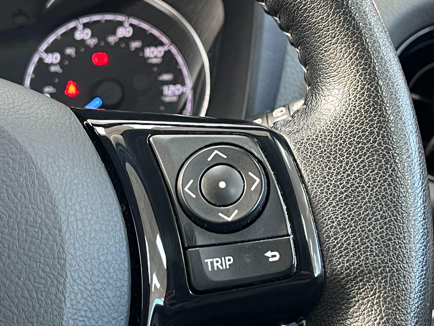 Used Toyota Yaris 2019 for sale - 77091528: Photo 27