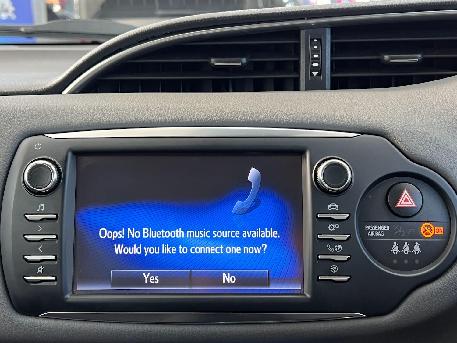 Used Toyota Yaris 2019 for sale - 77091528: Photo 43